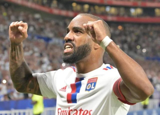 开云官网-风云突变勒沃库森赛前造点机会，法甲版图或变，信心回归，轮换策略成焦点-开云官网