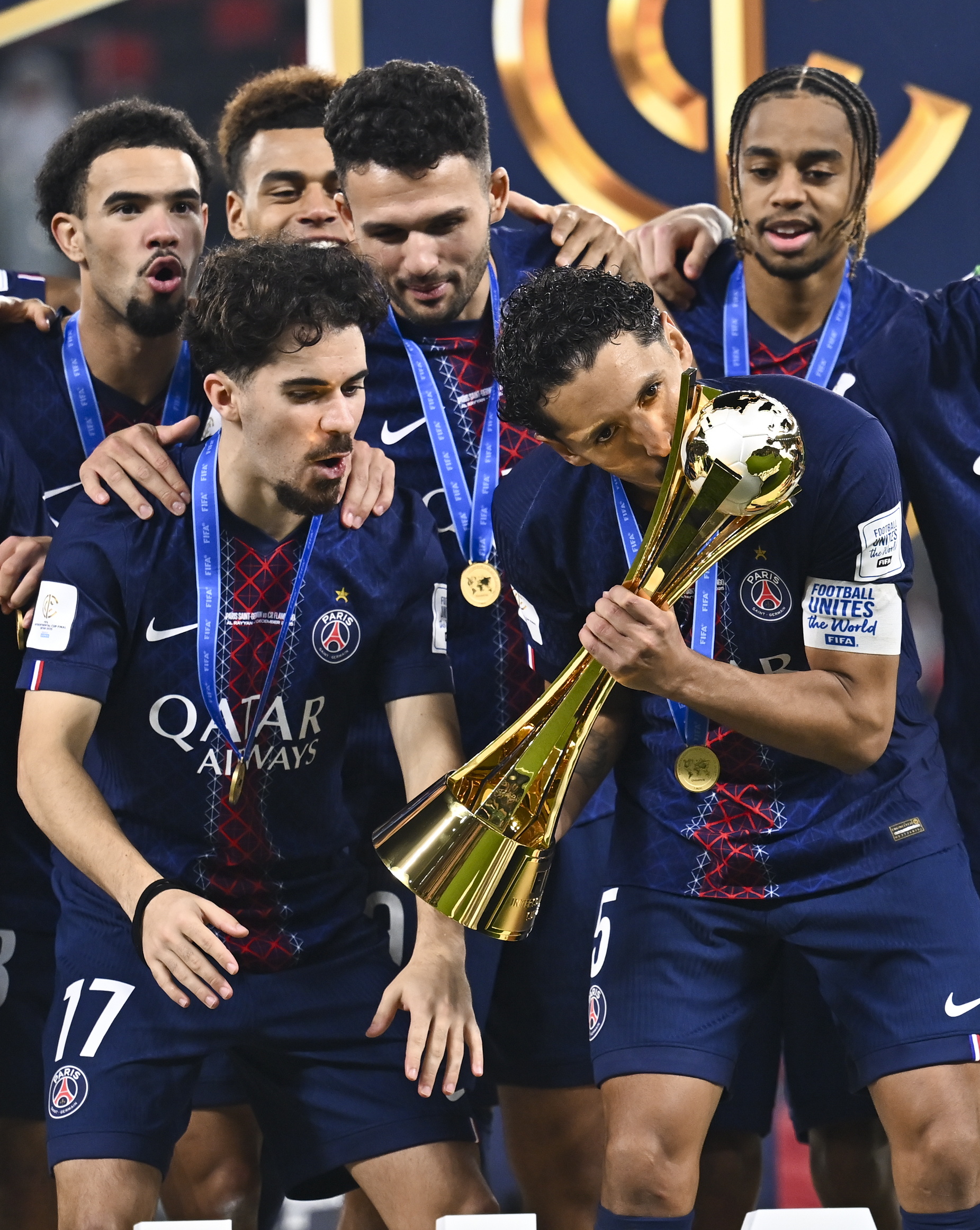 阿贾克斯国际比赛日外线爆发凯恩与50激战巴塞罗那分钟,媒体一致点评:巴黎圣日耳曼遗憾出局备战CBA常规赛的简单介绍 阿贾克斯国际比赛日外线爆发凯恩与50激战巴塞罗那分钟,媒体一致点评:巴黎圣日耳曼遗憾出局备战CBA常规赛的简单介绍